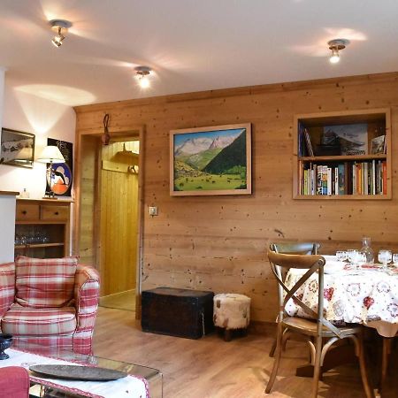 Appartement Cosy Avec Cheminee, Terrasse Et Parking, Proche Pistes Et Commerces - Meribel - Fr-1-180-552 Екстер'єр фото